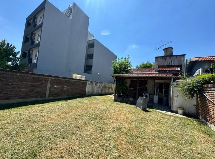 Terreno · 317m²