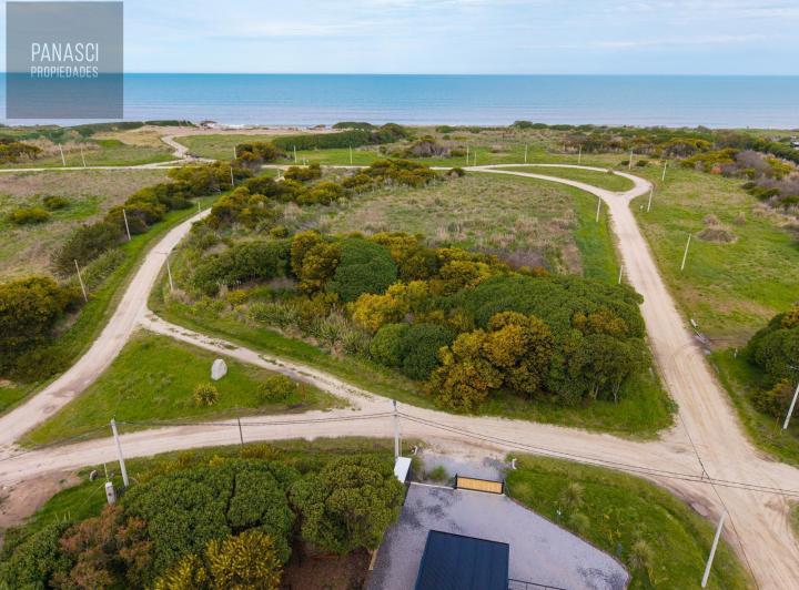 Terreno · 1047m²