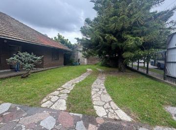Casa · 278m² · 4 Ambientes · Casa en Venta a Refaccionar Cruce de Varela