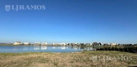 Terreno · 986m²