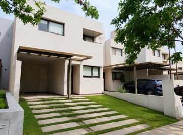 Casa de 5 ambientes, Córdoba · Dúplex en Venta Barrio Tejas 2