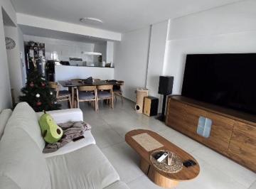 Departamento de 3 ambientes, Quilmes · Departamento 3 Ambientes en Venta en Bernal Centro con 2 Cocheras.