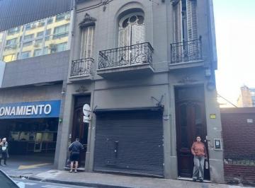 Frente del local y accesos independientes · Local con Vivienda 135 m² U$s 70.000. - Juan D Perón Entre Paraná y Montevideo, Venta