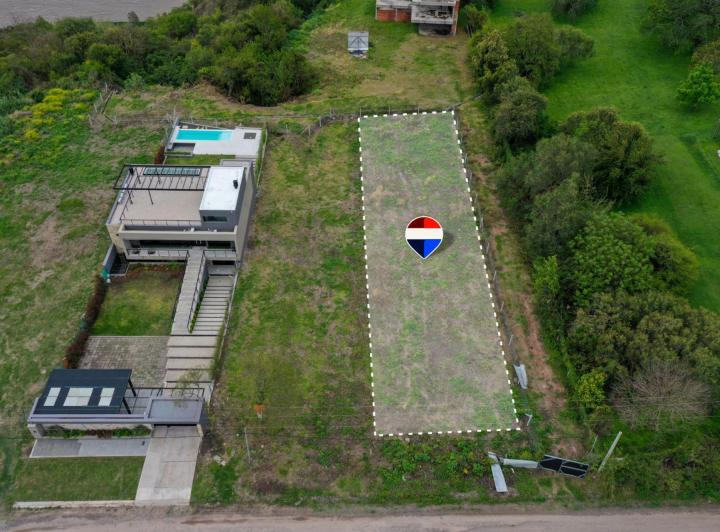 Terreno · 900m²