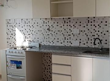 Departamento · 40m² · 2 Ambientes · ¡A Estrenar! Moderno Departamento con Balcón Al Frente en Santos Lugares