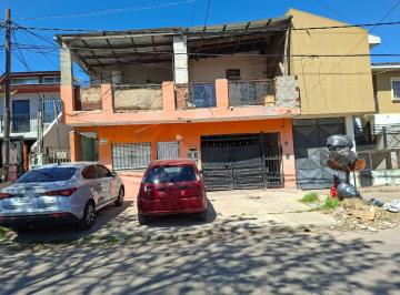 Edificio · 255m² · Edificio en Venta, Pb y 1° Piso. Lote Propio. Jcp