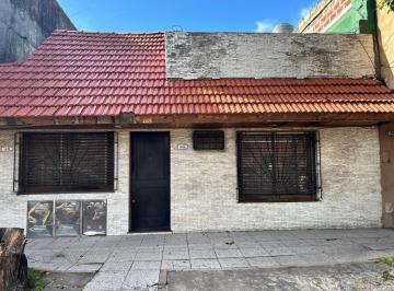 PH de 3 ambientes, Lanús · PH Al Frente. Entrada Independiente con Patio y Terraza