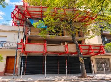 Departamento de 2 ambientes, Belgrano · Excelente Departamento de 2 Ambientes con 2 Balcones en Piso Alto en Belgrano!
