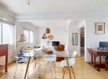 PH · 97m² · 4 Ambientes · Venta PH Luminoso 4 Ambientes en Duplex en Paternal