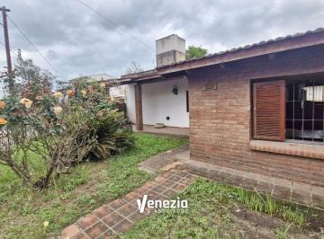 Casa de 4 ambientes, Córdoba · Oportunidad: Casa en Venta en Mercantil Anexo, Lote de 253 m², Ideal Para Reciclar