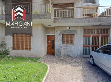 Departamento · 80m² · 3 Ambientes · Departamento 3 Amb C/ Jardin P. B. - Tipo Casa