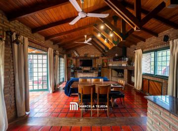 Casa · 130m² · 3 Ambientes · 1 Cochera · Casa en Venta de 1 Dormitorio | Parque Tablada, Córdoba Capital
