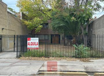 Oficina comercial · 42m² · 1 Ambiente · 1 Cochera · Oficina en Godoy Cruz