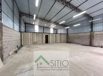 Depósito · 200m² · 4 Ambientes · Depósito con Apartamento en El Pinar
