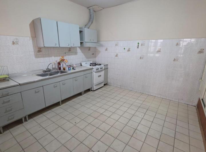 Casa · 210m² · 3 Dormitorios · 3 Cocheras