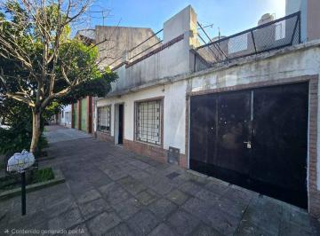 Casa · 72m² · 3 Ambientes · 1 Cochera · Casa 3 Ambientes en Venta en Lanús Oeste Terraza