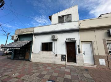 PH de 2 ambientes, Avellaneda · PH en Sarandí, 2 Ambientes con Terraza