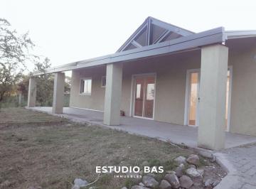 Casa de 4 ambientes, Mendiolaza · Alquiler Casa 3 Dorm - Mendiolaza - Valle del Sol
