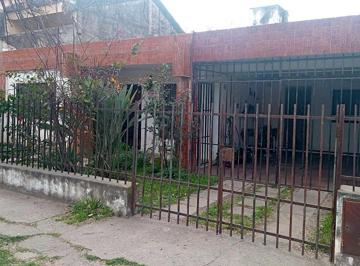 Casa · 144m² · 3 Dormitorios · 1 Cochera