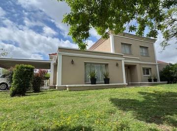 Casa · 250m² · 4 Ambientes · 1 Cochera · Alquiler Country La Reserva Casa 3 Dorm (Ppal Pb) Central
