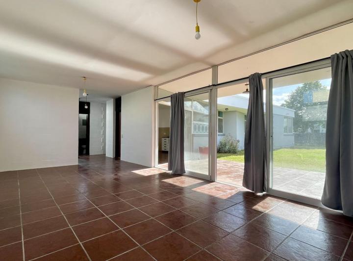 Casa · 150m² · 5 Ambientes · 1 Cochera