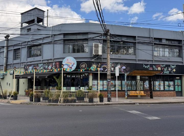 Terreno · 721m²