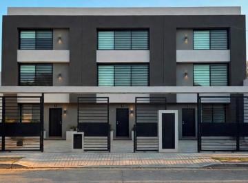 Departamento · 146m² · 5 Ambientes · 1 Cochera · Duplex de 5 Ambientes en Venta en Munro.