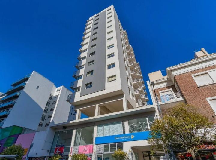 Departamento · 45m² · 2 Ambientes · 1 Cochera