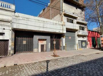 Bodega-Galpón · 450m² · Venta Galpon Mataderos 2 Plantas 8,66x35 con Renta