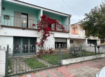 Casa · 200m² · 13 Ambientes · 2 Cocheras · Casa Desocupada con Pileta + Dpto