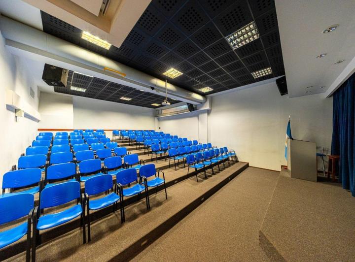Oficina comercial · 900m²