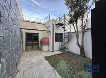 Casa · 90m² · 4 Ambientes · PH Ideal 2 Familias o Inversor
