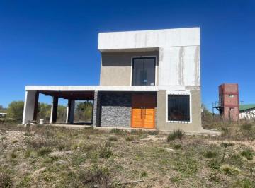Casa · 100m² · 5 Ambientes · 2 Cocheras · Venta Casa 3 Dormi Villa Yacanto Calamuchita Cba.