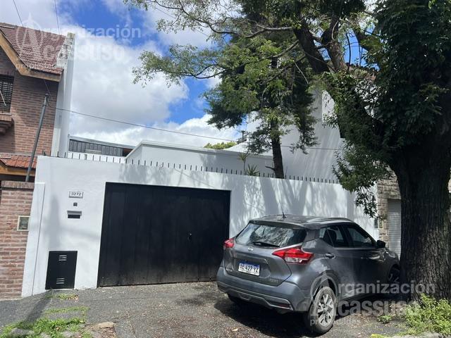 Casa · 80m² · 2 Ambientes · 3 Cocheras