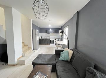 Departamento · 32m² · 2 Ambientes · Venta Duplex 1 Dormitorio Alberdi - Ultimo Piso - Ideal Renta