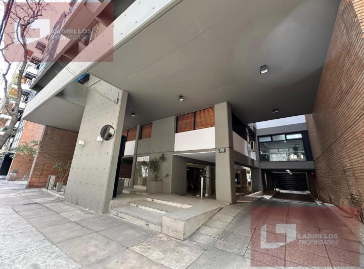 Departamento · 140m² · 4 Ambientes · 1 Cochera