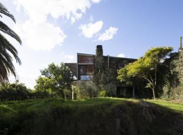 Campo · 35000ha · 10 Ambientes · 12 Cocheras · Casa en Colonia del Sacramento