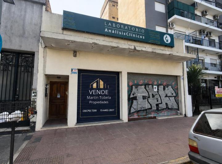 Local comercial · 417m²