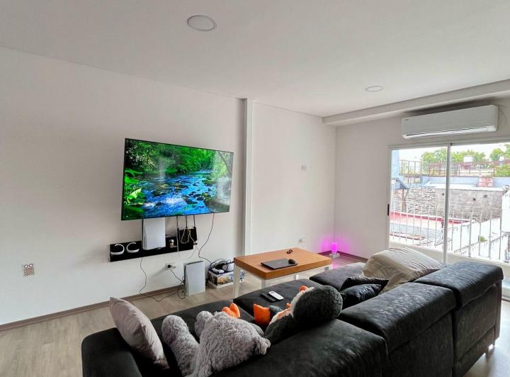 Casa · 300m² · 7 Ambientes · 1 Cochera