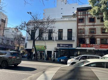 Local comercial · 105m² · 2 Ambientes · Alquiler de Local Comercial de 105 m² en Monserrat