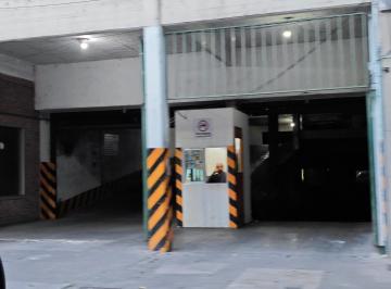 Garage , Rosario · Dueño Alquila Cochera en Mitre Entre 3 de Febrero y Mendoza