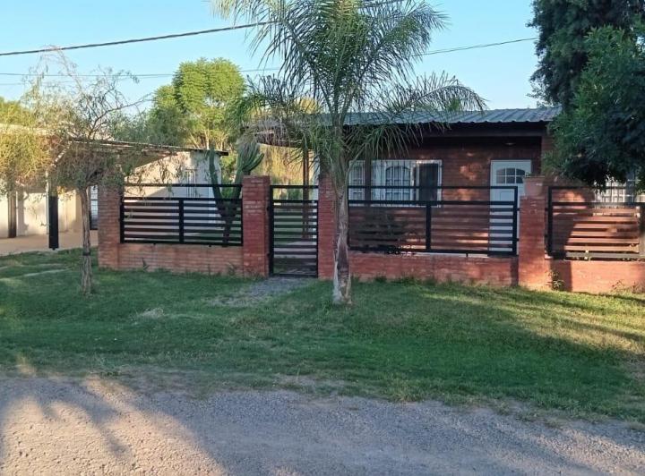 Casa · 120m² · 3 Ambientes · 3 Cocheras
