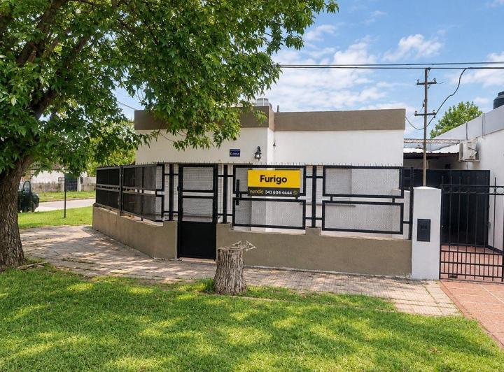 Casa · 121m² · 2 Dormitorios · 1 Cochera