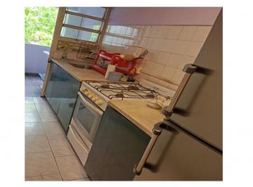 Departamento de 4 ambientes, Floresta · 4 Ambientes. 2 Baños. Lavadero Independiente