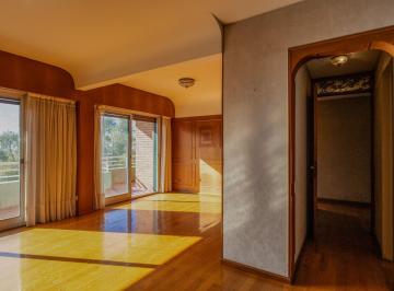 Departamento · 129m² · 4 Ambientes · 1 Cochera · Departamento 3 Ambientes C/ Depend. Venta Caseros