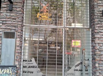Local comercial · 35m² · 1 Ambiente · Local a La Calle Sobre Calle Saravi