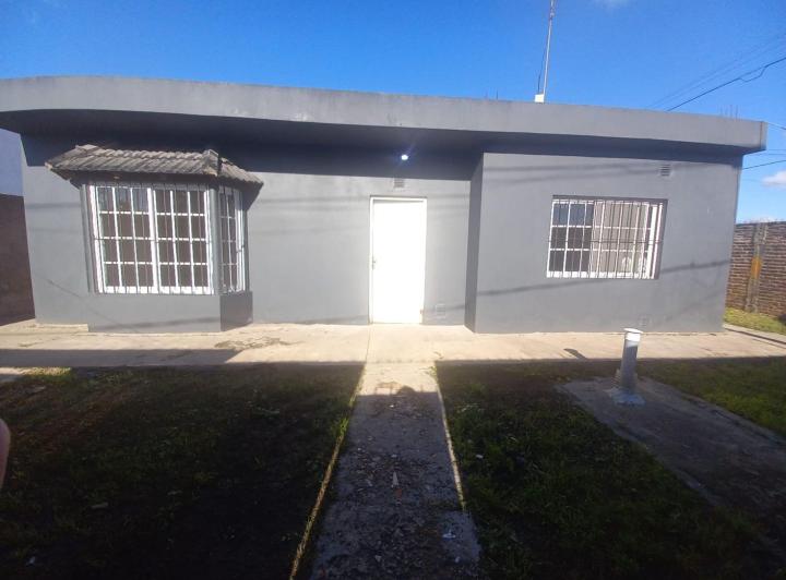 Casa · 140m² · 4 Ambientes · 1 Cochera