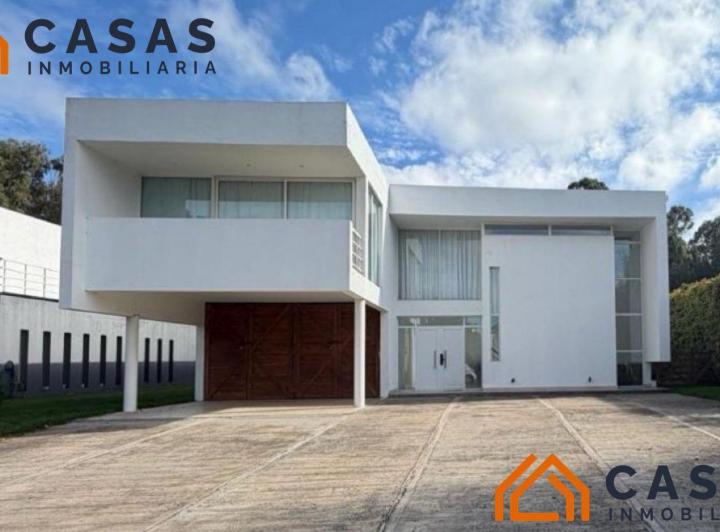 Casa · 342m² · 5 Ambientes
