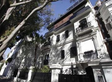 Casa · 384m² · 5 Ambientes · 2 Cocheras · Magnifica Casa en Eduardo Costa a Estrenar de 5 Dorm., Solarium, Quincho.