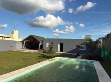 Casa · 120m² · 2 Ambientes · 5 Cocheras · Quinta en Venta Escalada